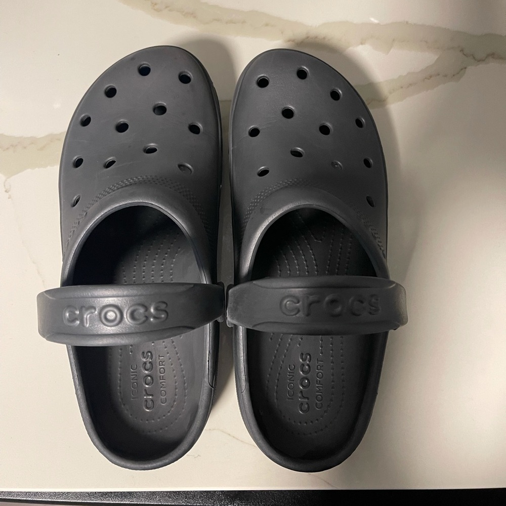Gray crocs